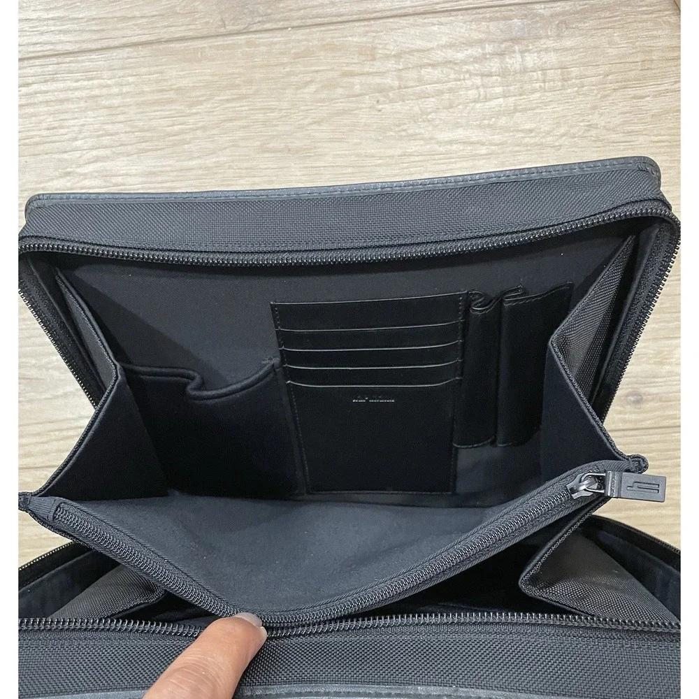 Hartmann Intensity Canvas Nylon & Leather Zippered Tech Portfolio Organizer Case